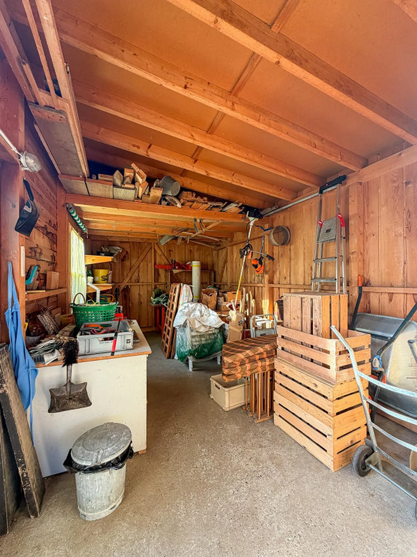 Two-family house on large property - Photo 29 of 30