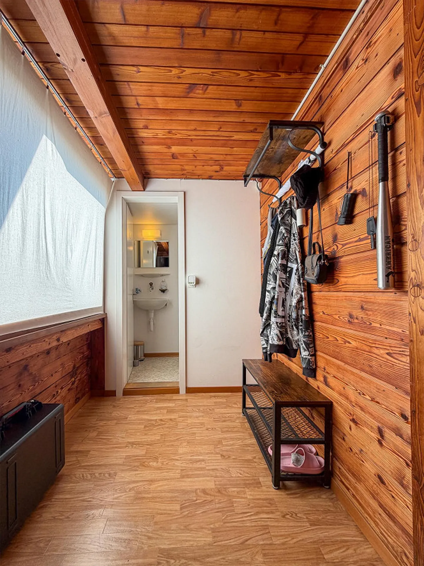 Two-family house on large property - Photo 27 of 30