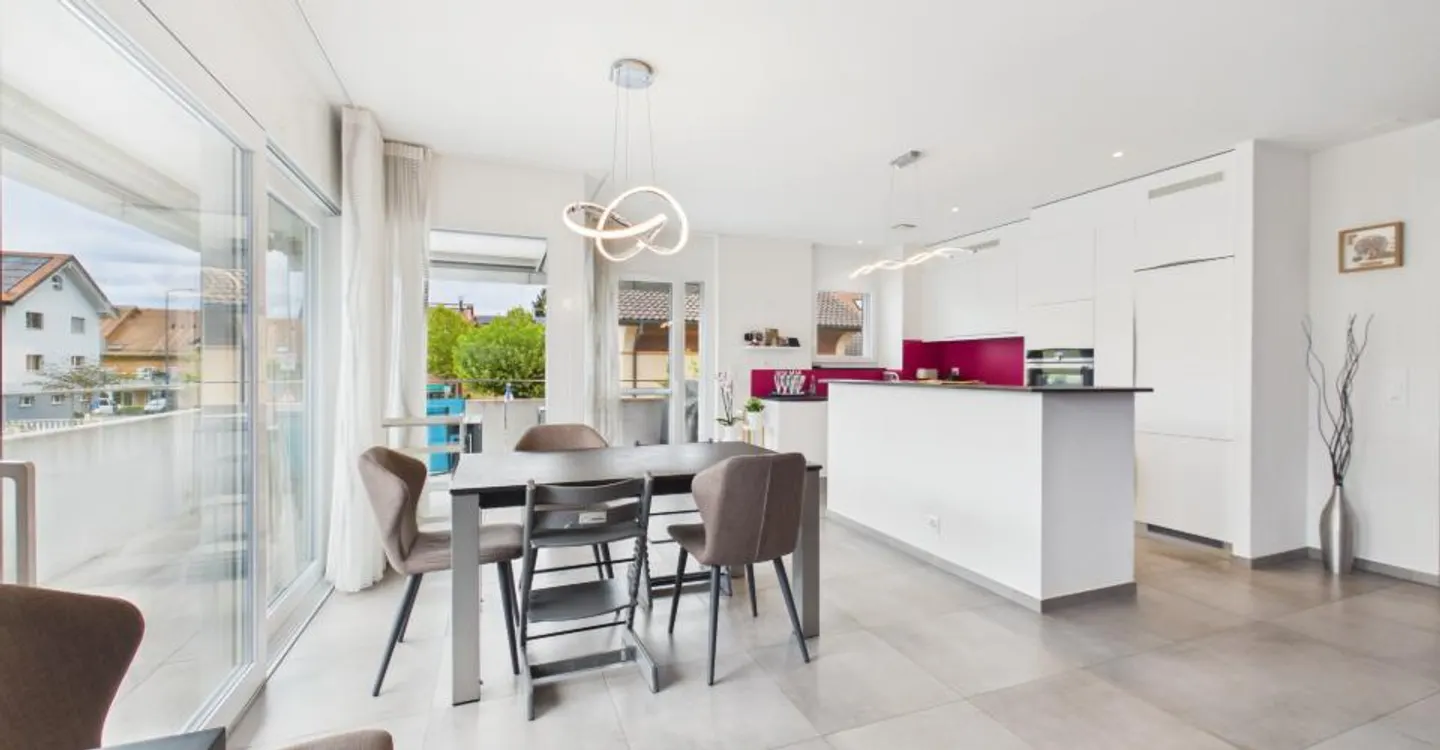 Appartement 4.5 pièces récent au cœur d'Echallens - Photo 2 sur 12
