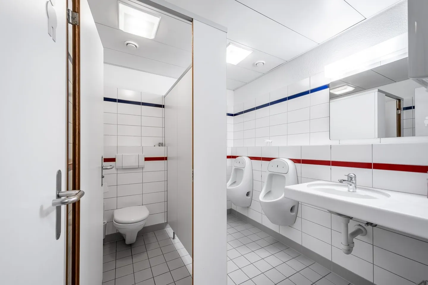 Spazio ufficio in affitto - Foto 6 di 9