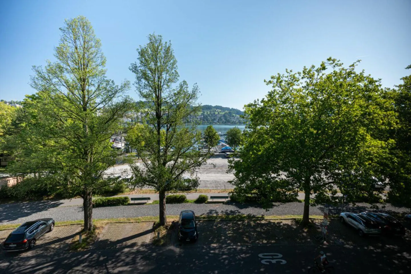 Office with Perspective - directly by the lake and close to the center - Photo 7 of 9