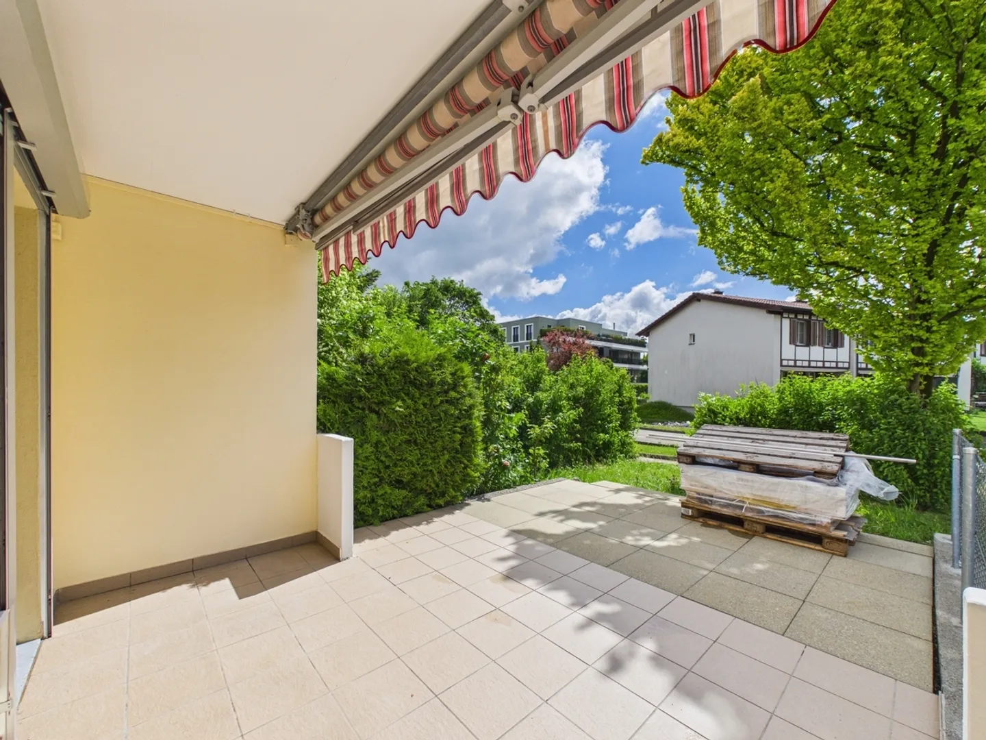 Newly renovated and central 3.5-room garden apartment in Uster - Photo 4 of 9
