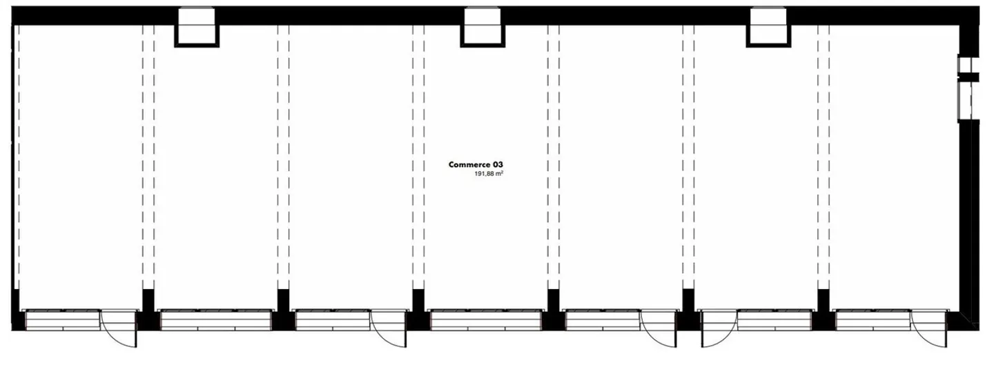 Arcade de 192m2 avec vitrine - Photo 3 sur 4