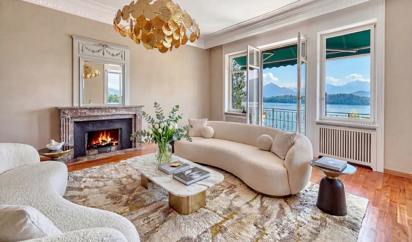 Historic Residence by the Lake – Prestige Address in Meggen - Photo 3 of 4