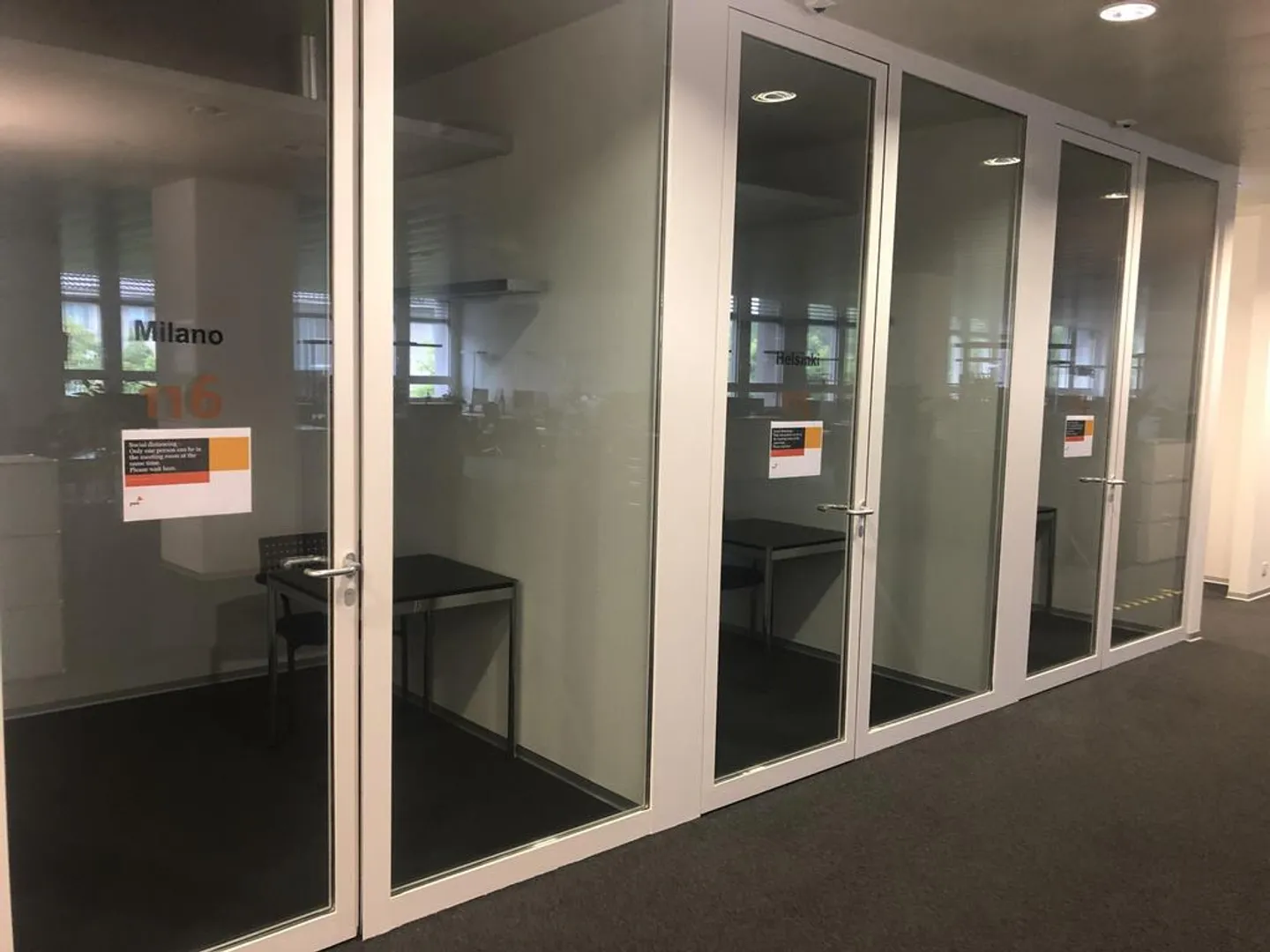 Espace de bureau agrandi à Liebefeld - 900m2 à louer - Photo 5 sur 9