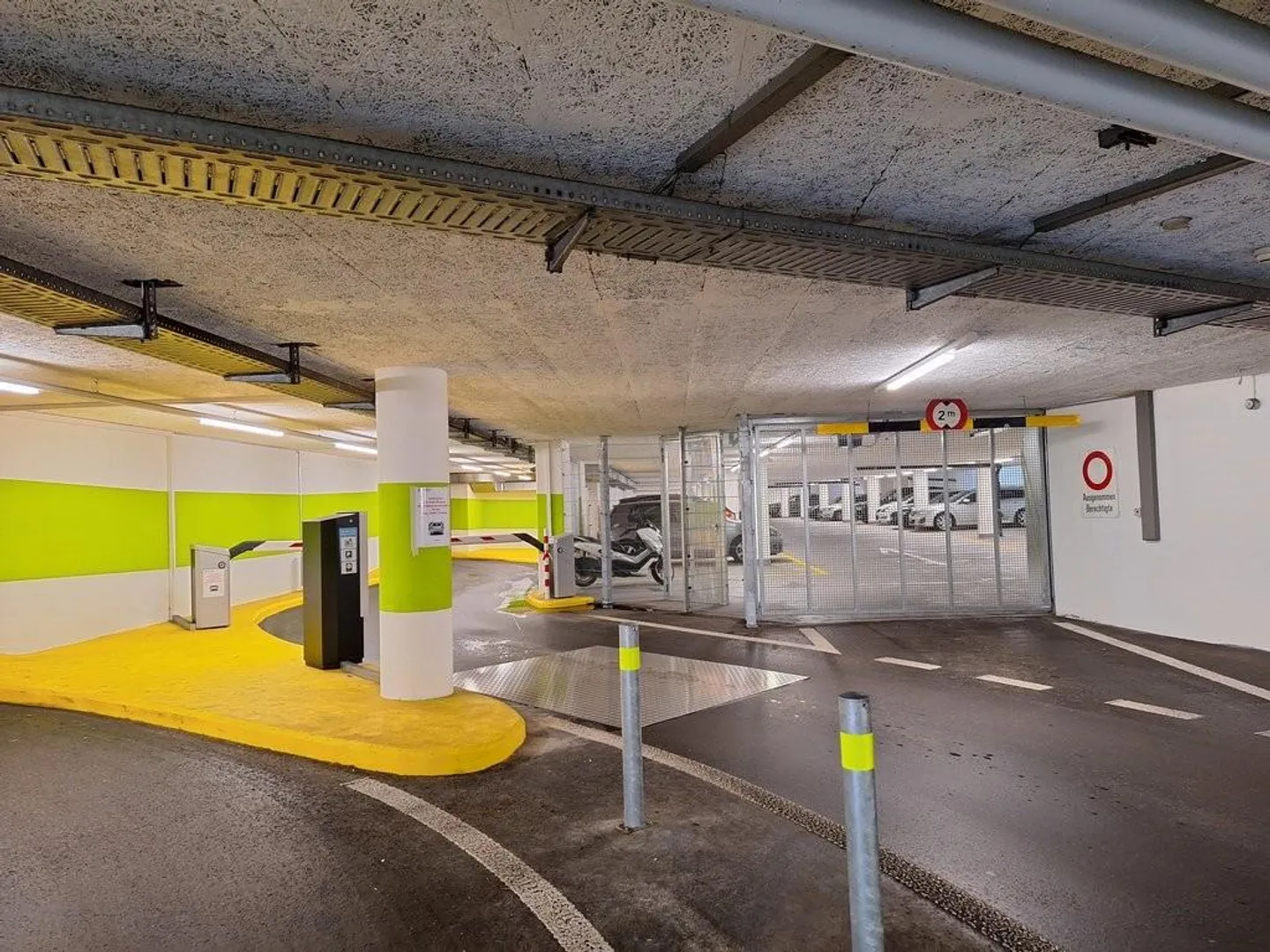 Posto auto in affitto - Foto 3 di 5