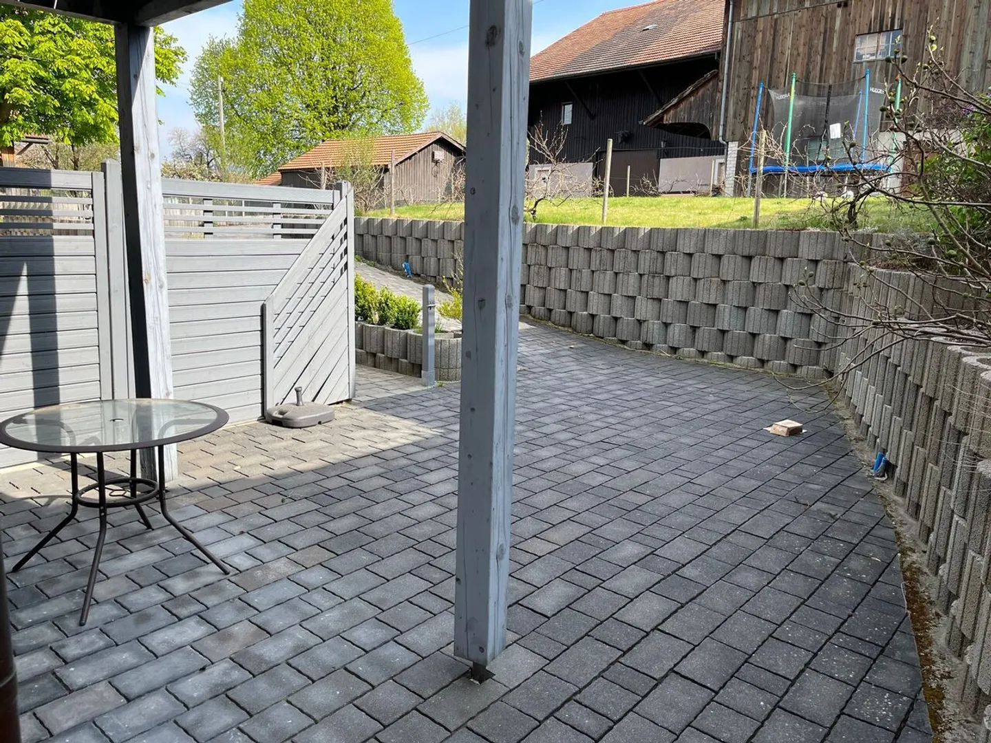 Very beautiful 3.5-room penthouse for rent in Bassecourt - Photo 2 of 9