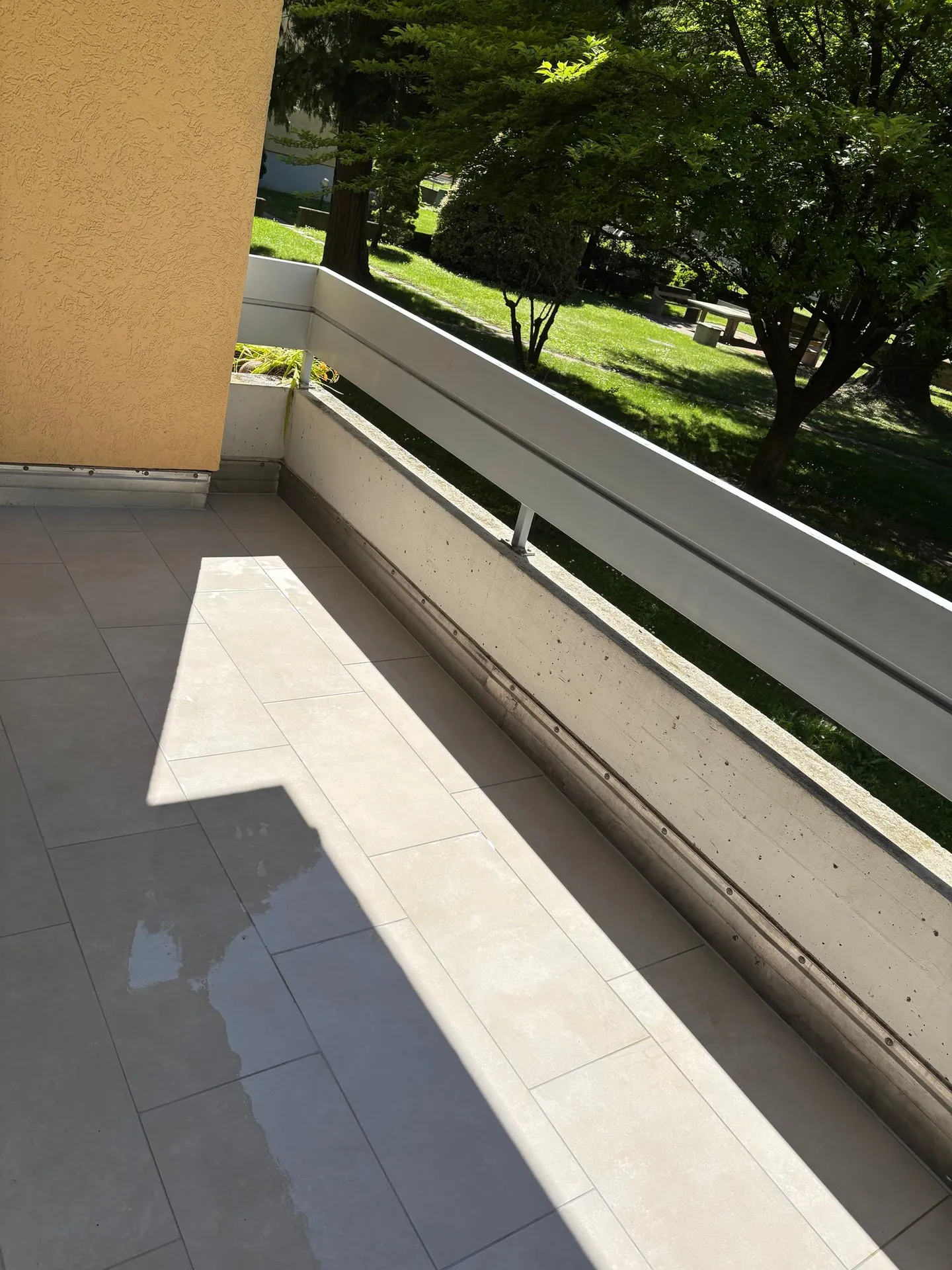 We rent a beautiful 3.5-room apartment in Bellinzona - Photo 2 of 8