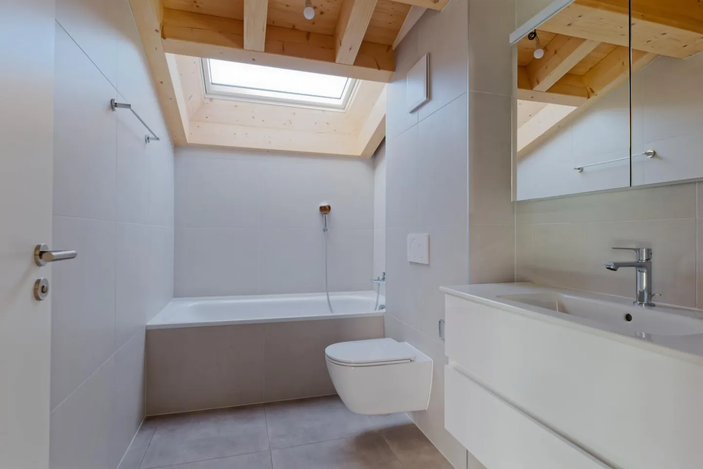 Dachgeschoss - Foto 9 von 11