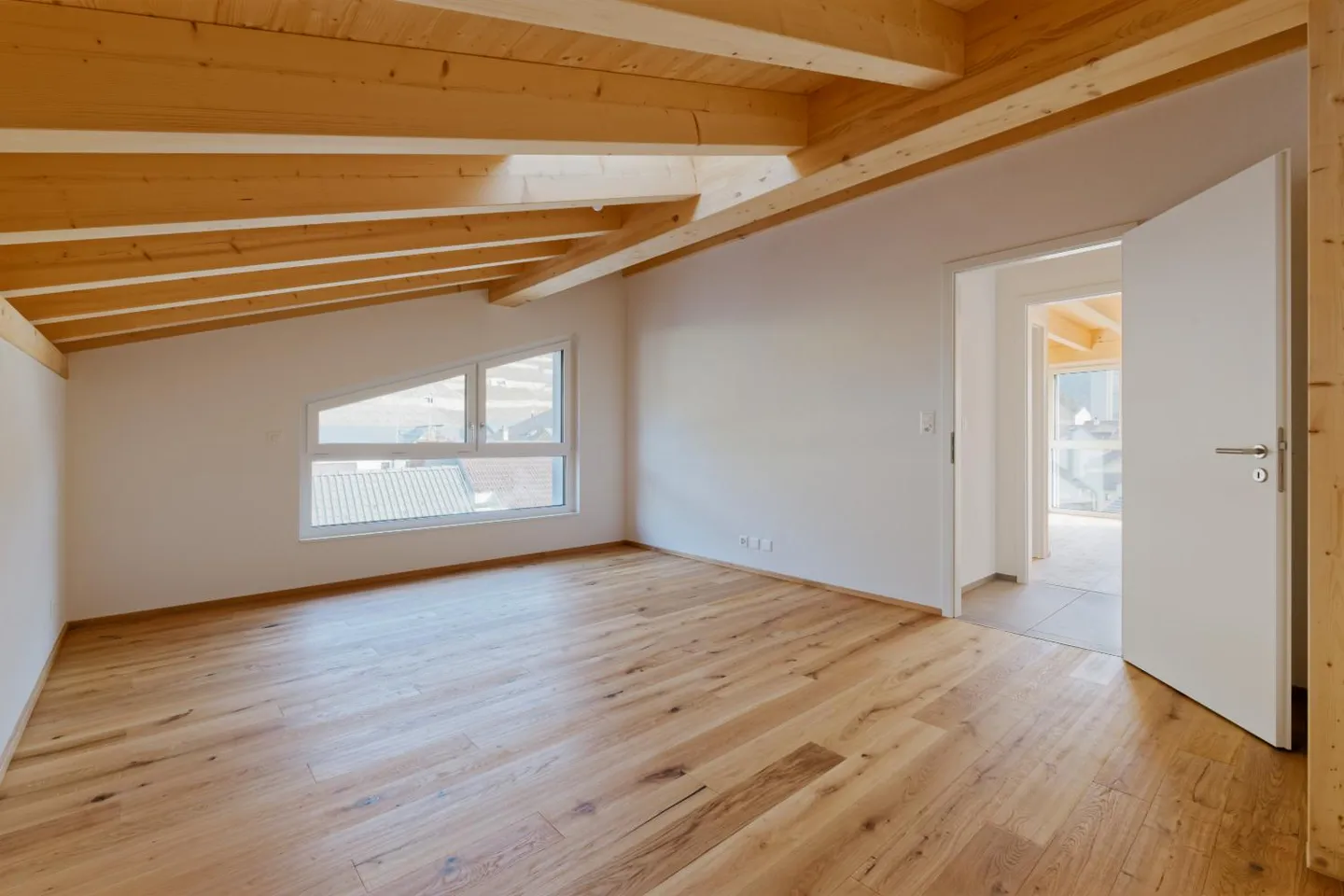 Dachgeschoss - Foto 10 von 11