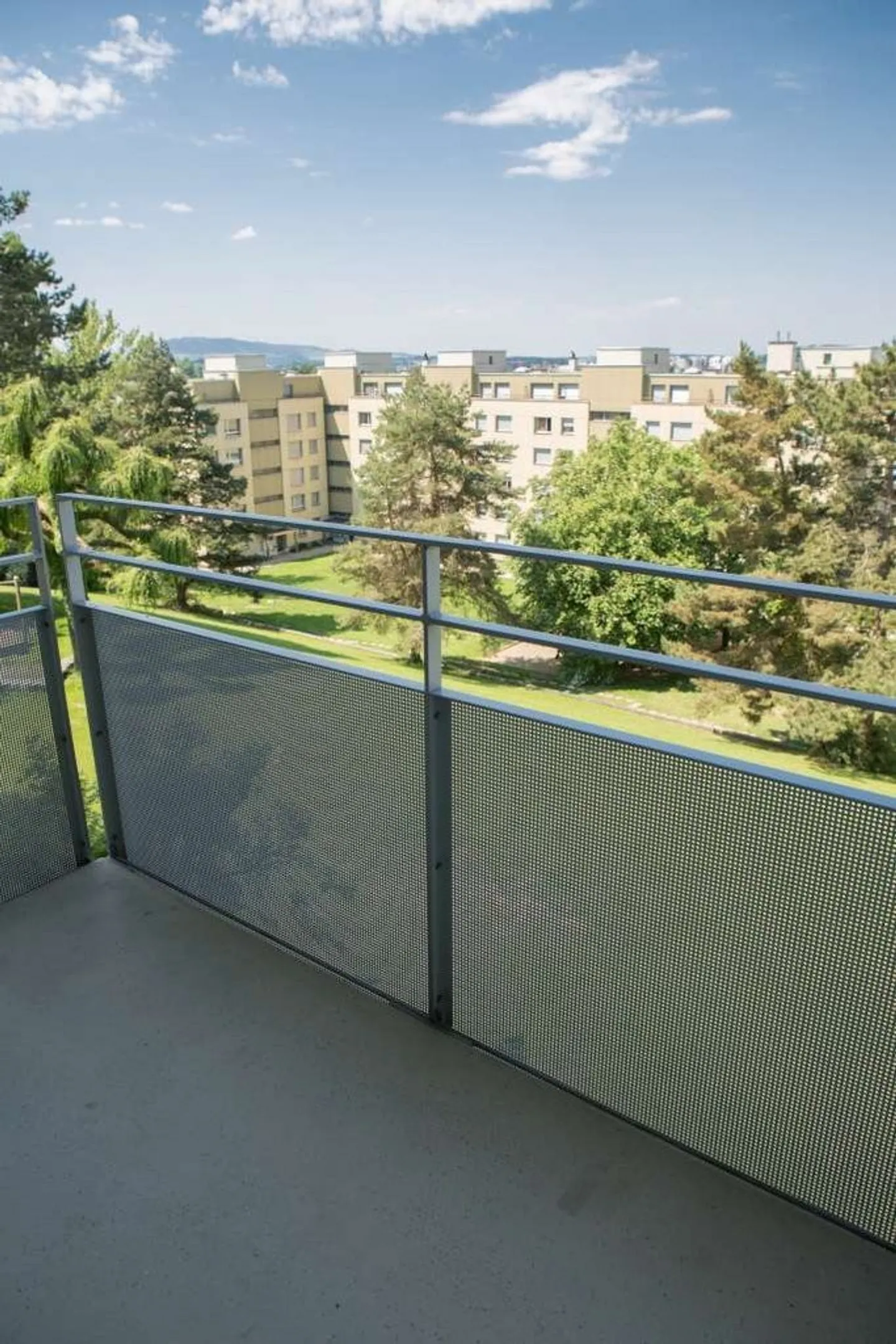 Beautiful apartment for rent in the heights of Fribourg! - Photo 7 of 7