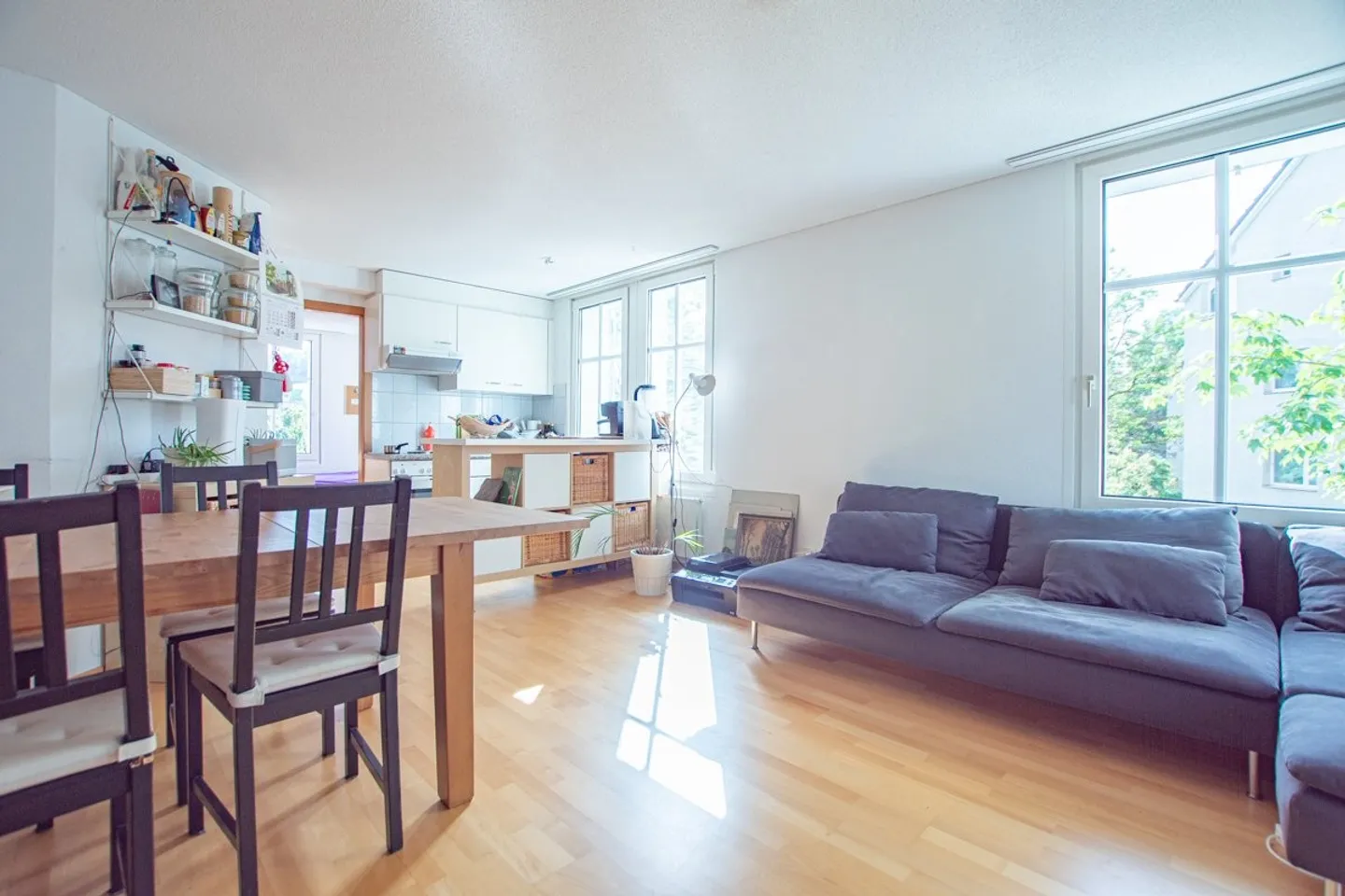 Cozy 2.5-room apartment with balcony - Photo 1 of 7