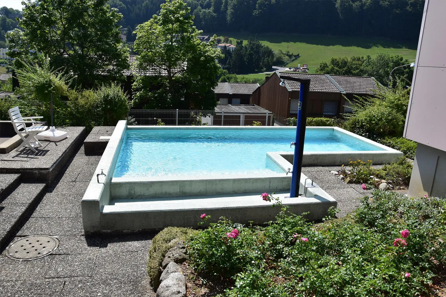Appartamento attico temporaneo di 6 stanze con piscina comune - Foto 15 di 15