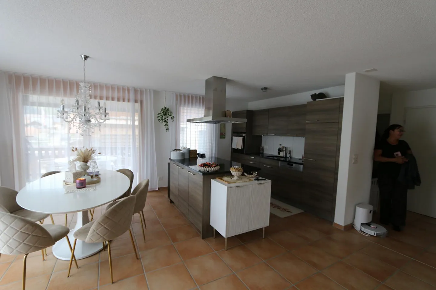 Charmante maison individuelle de 5,5 pièces avec vue sur la montagne à Latterbach - Photo 3 sur 4