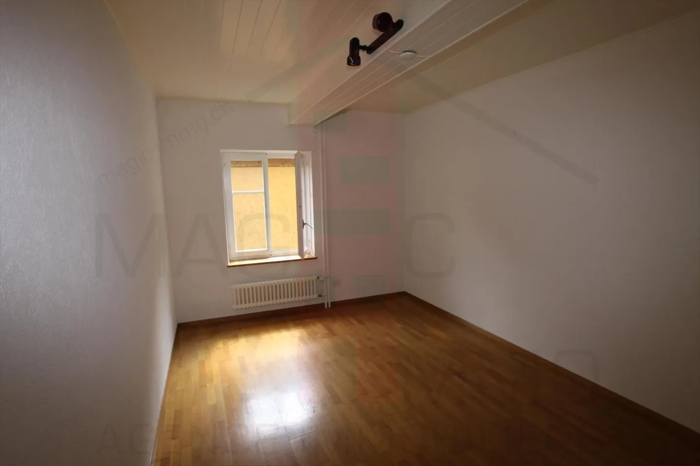 Mischgebäude - Foto 12 von 13