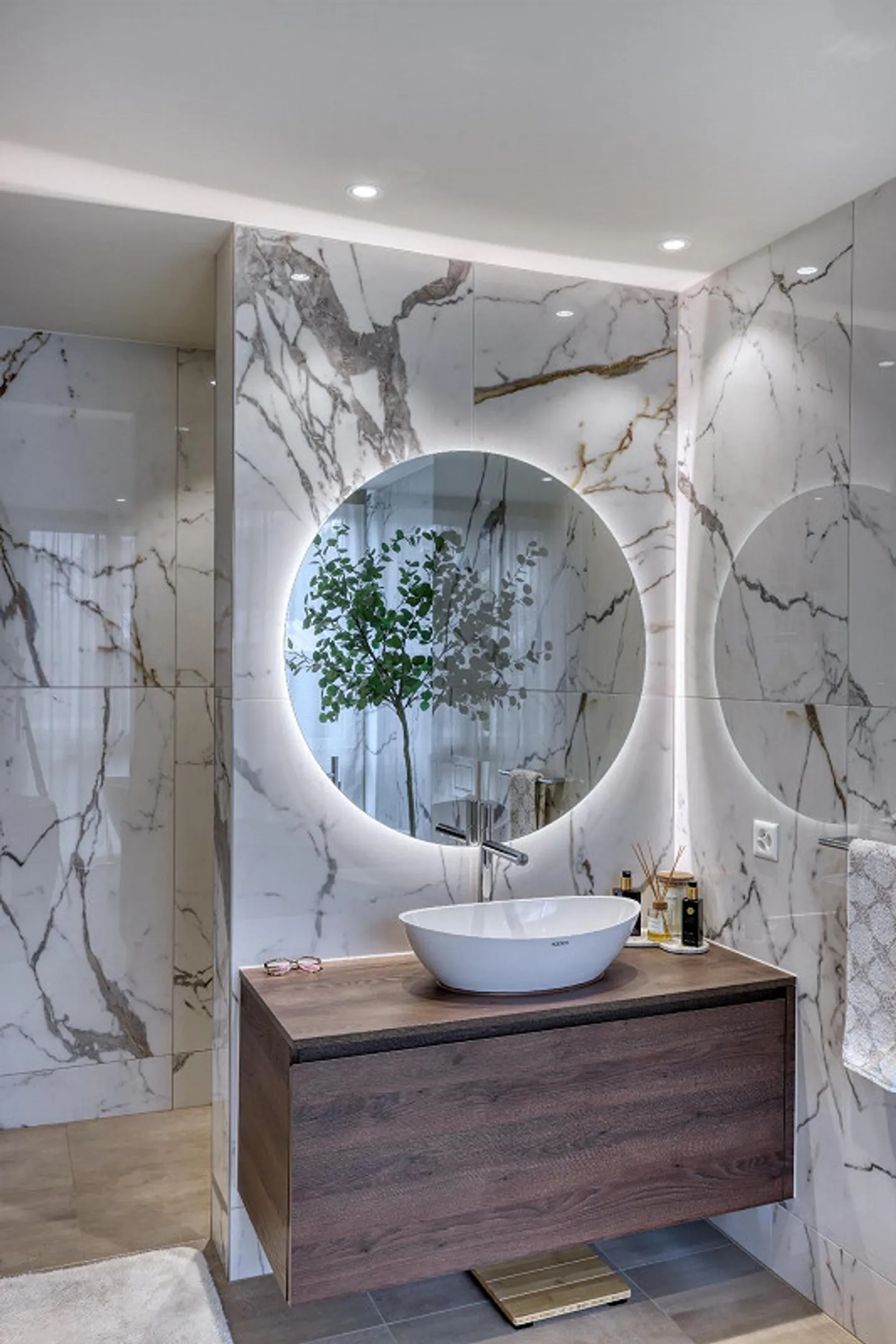 Vie exclusive - L'esthétique rencontre le confort - Photo 6 sur 6