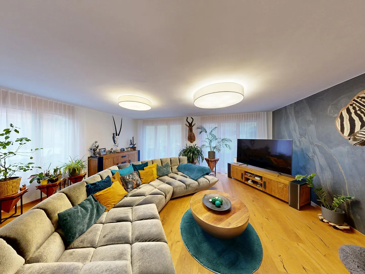 Elegante casa unifamiliare di 4,5 locali in un ambiente naturale - Foto 3 di 15