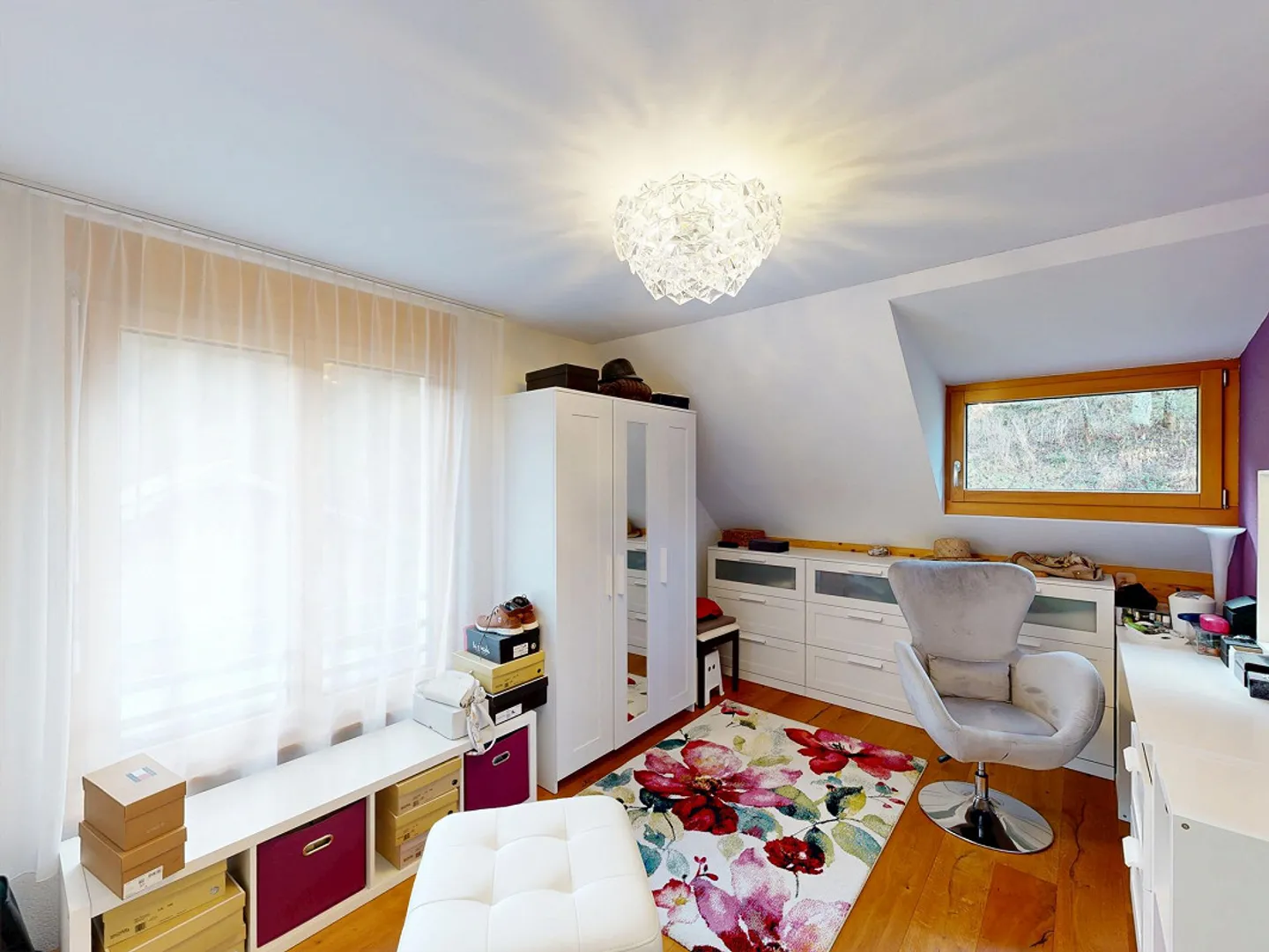 Elegante casa unifamiliare di 4,5 locali in un ambiente naturale - Foto 8 di 15