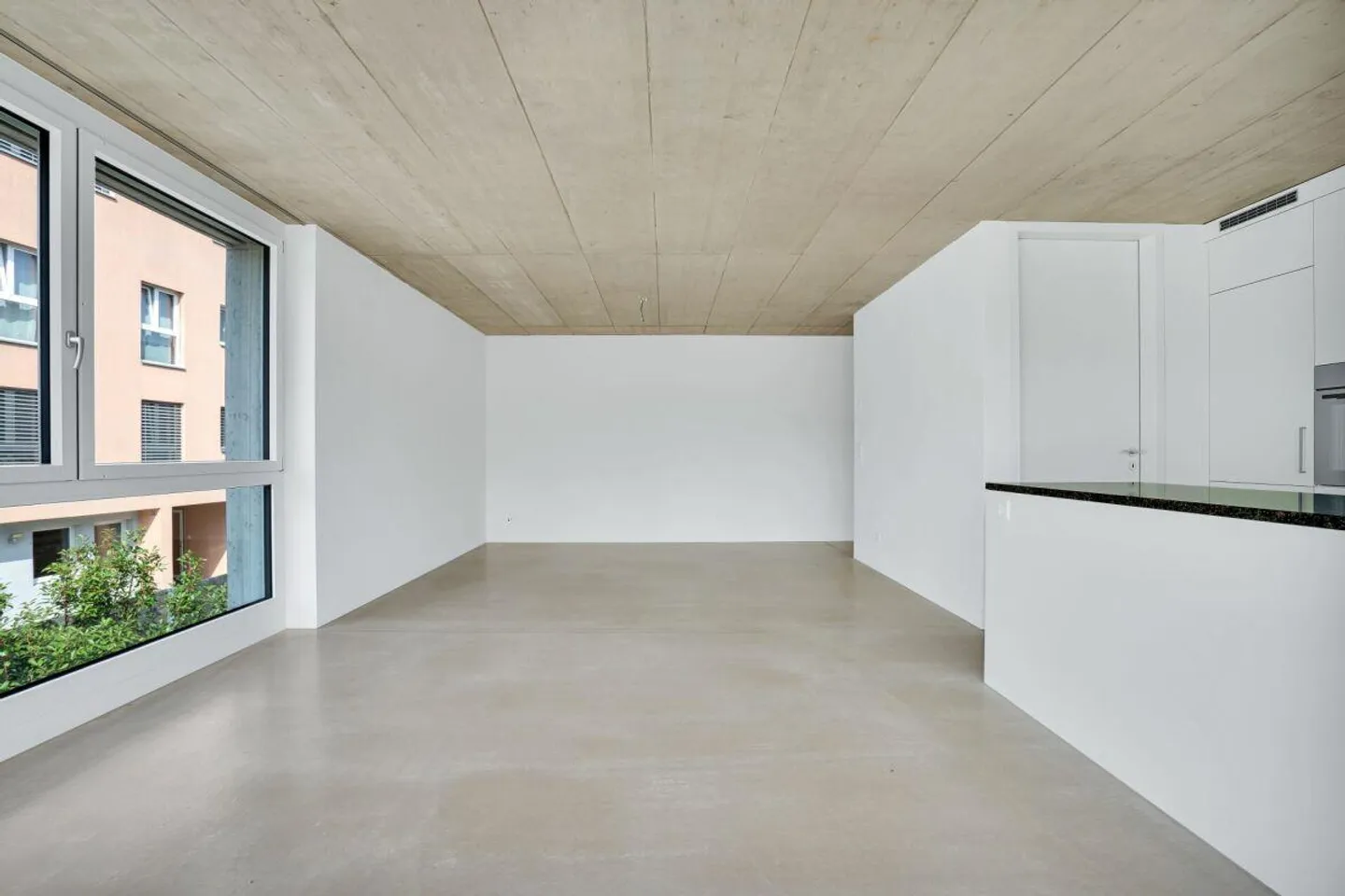 3.5 Room Apartment - Photo 5 of 11