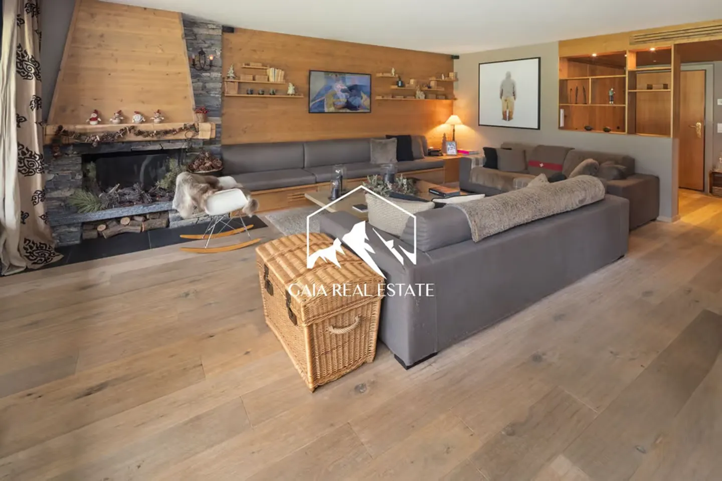Stunning 4.5-Room Apartment on Route de Tsarbouye - Foto 4 von 13