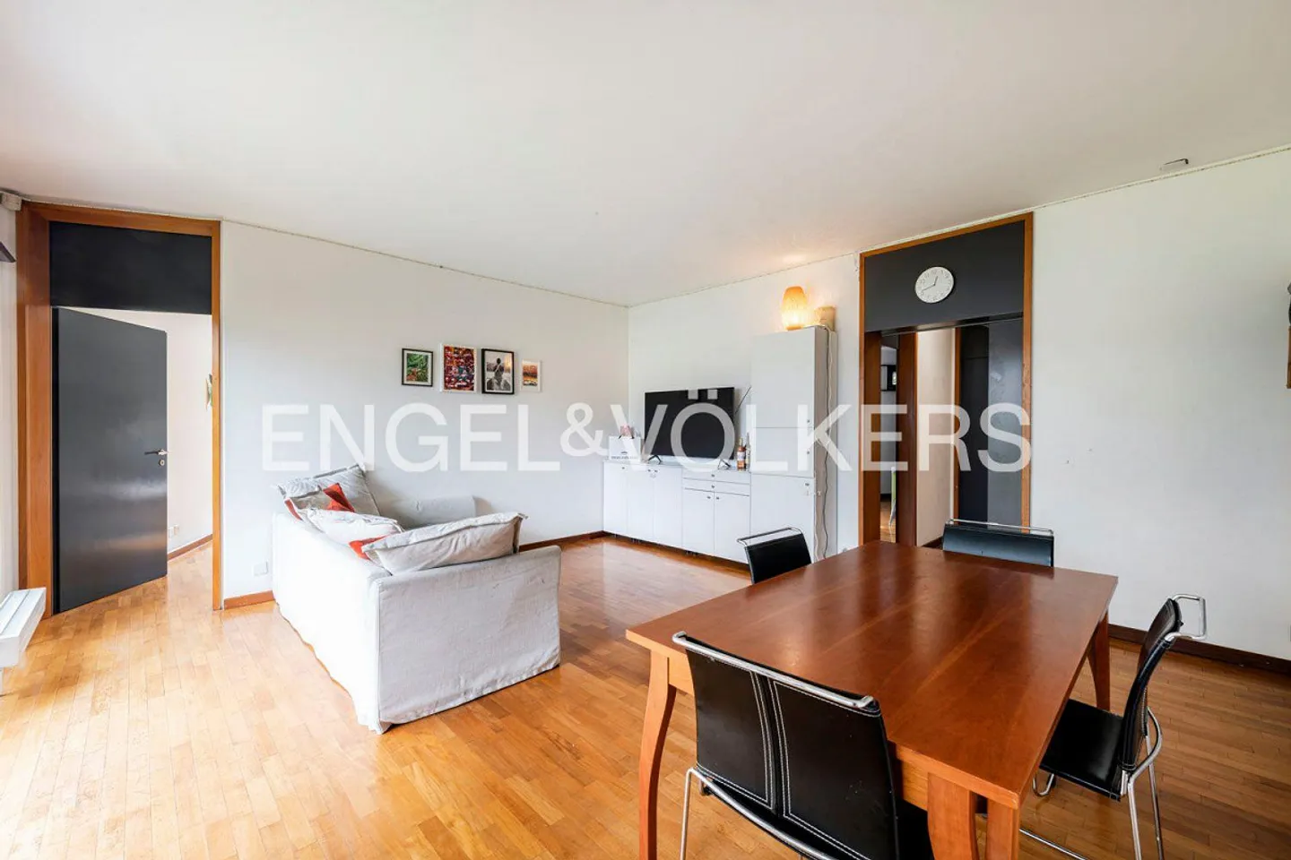 Appartamento spazioso con giardino vicino al lago - Foto 4 di 13