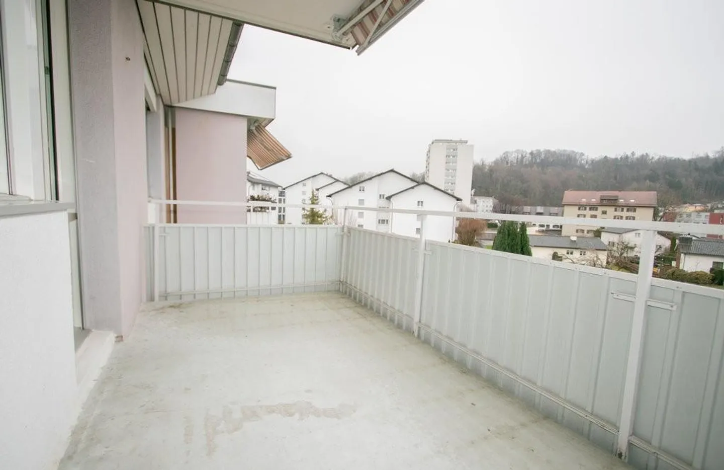 Moderne Wohnung in zentraler Lage - Foto 4 von 9