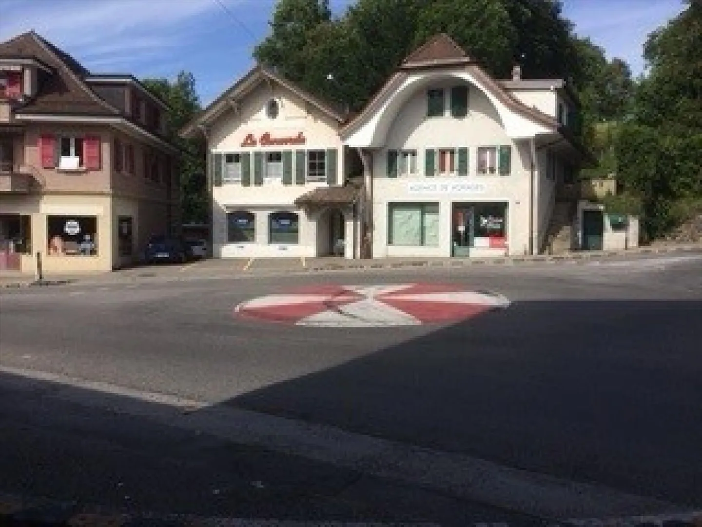 Commercial Space with Display Windows - Photo 1 of 5