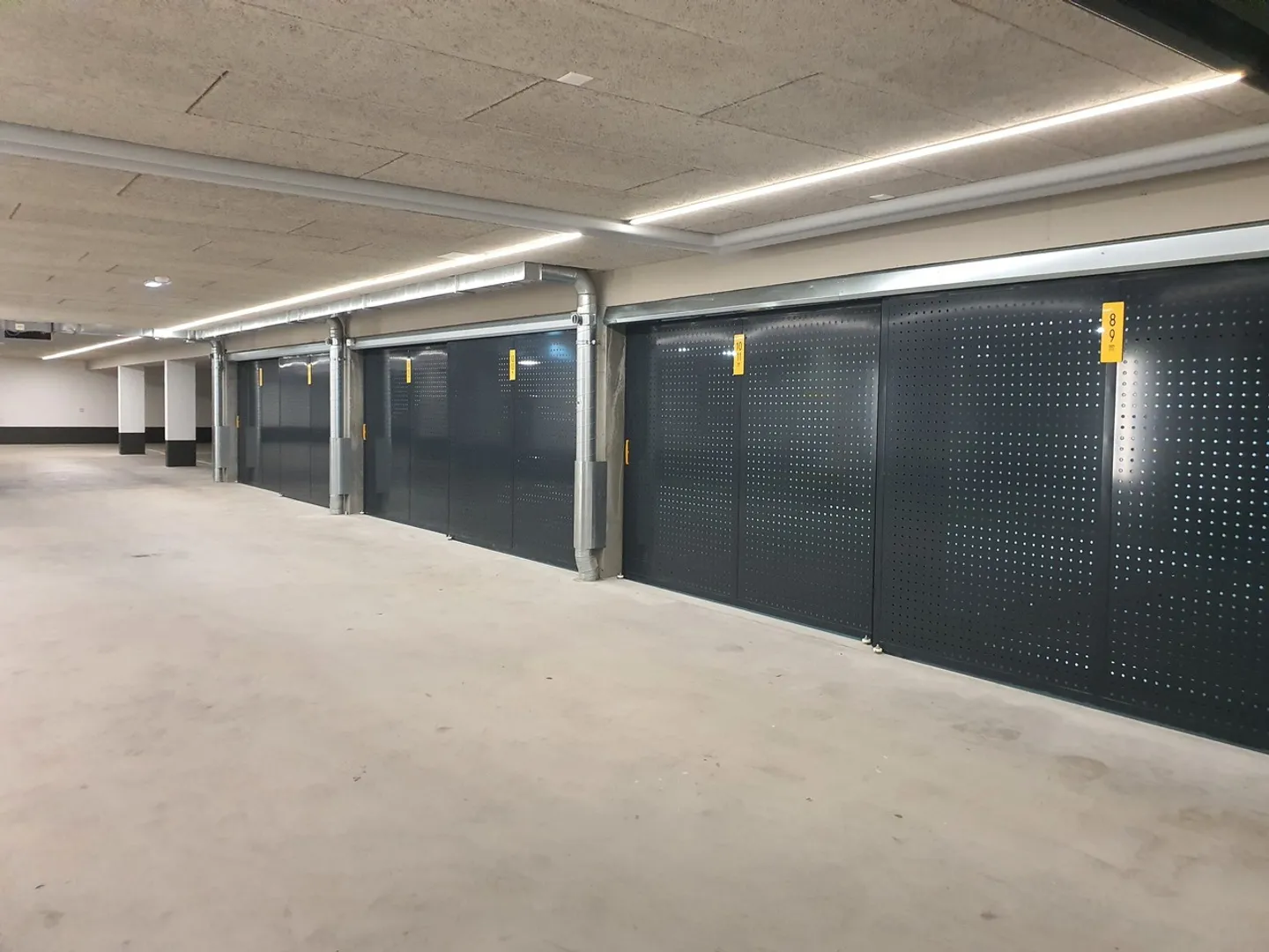 Place de Parking Près du Lift - Photo 2 sur 2