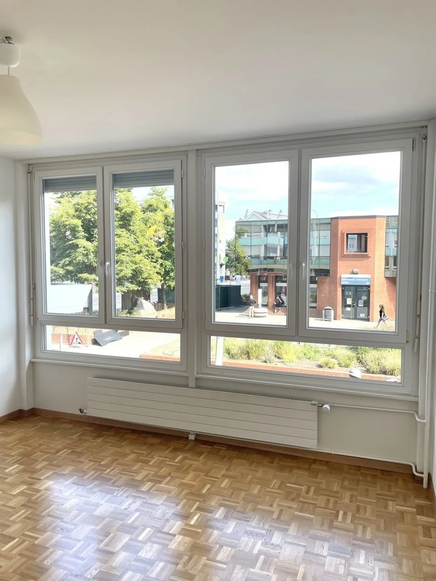 Proche Aéroport et organisations internationales - Photo 6 sur 10