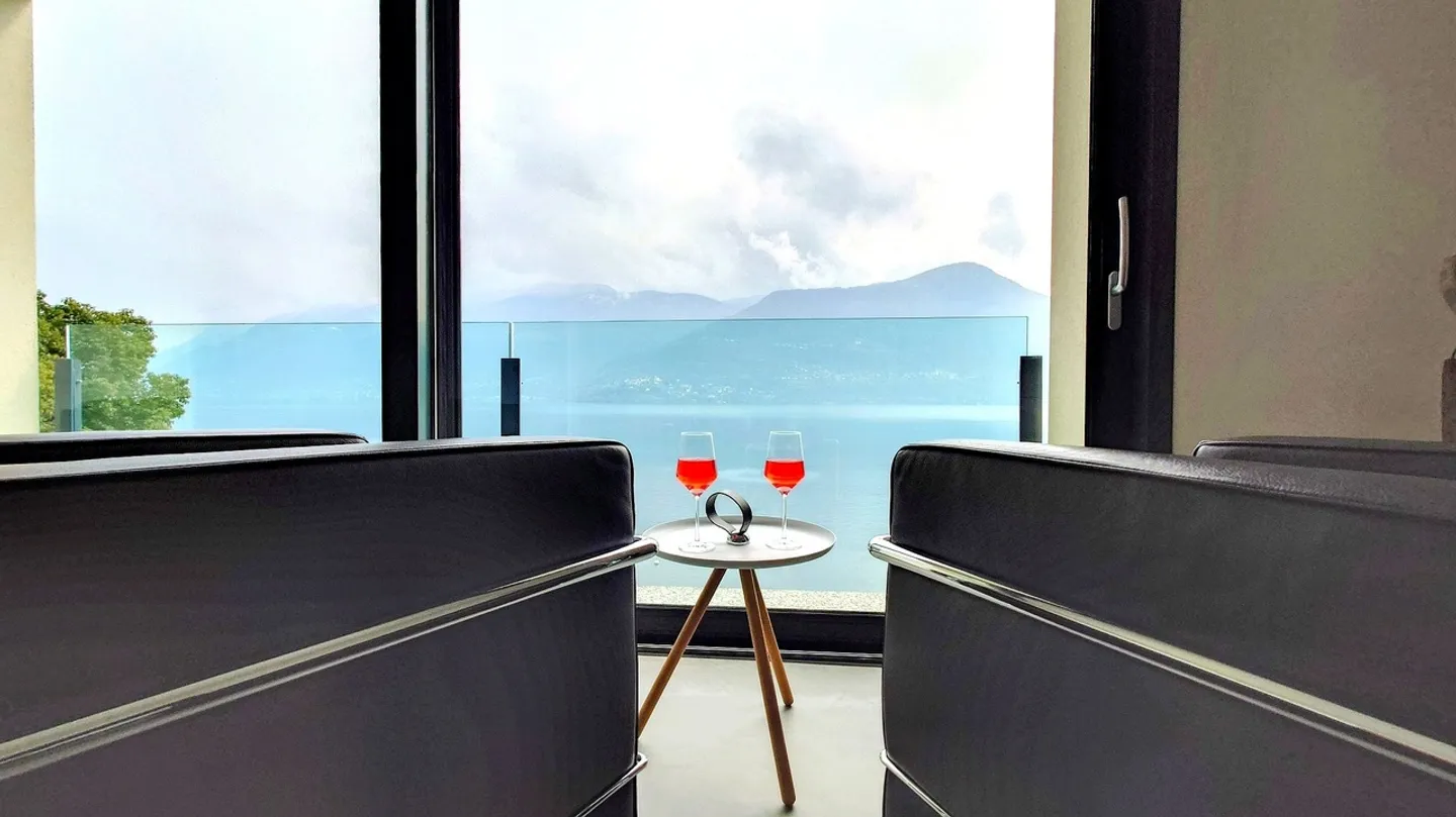Appartement exclusif avec vue sur le lac - Photo 2 sur 8