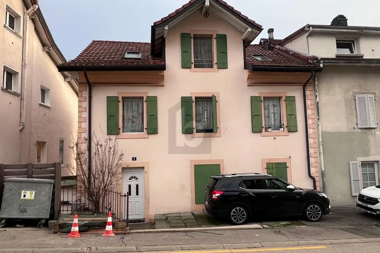 CASA LUMINOSA NEL CENTRO DI VALLORBE - Foto 1 di 6