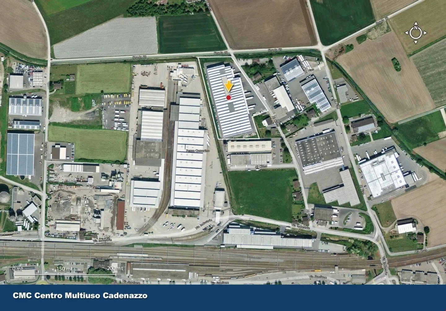 CADENAZZO-AFFITTASI AMPIO MAGAZZINO/LABORATORIO DI 1'971 mq (rif.104) - Foto 8 di 10