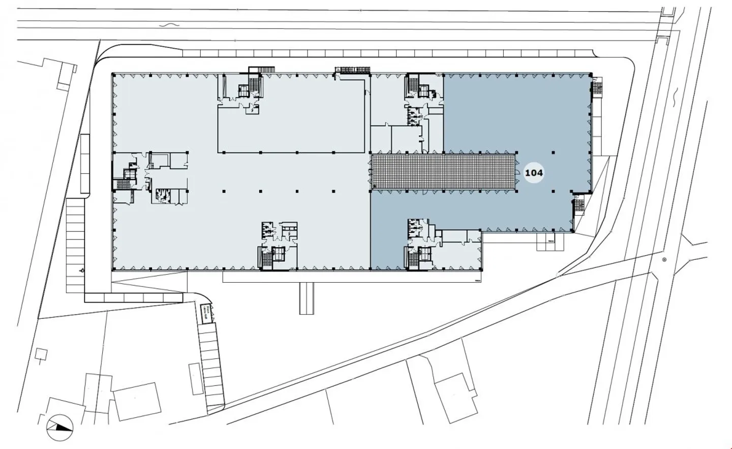 CADENAZZO-AFFITTASI AMPIO MAGAZZINO/LABORATORIO DI 1'971 mq (rif.104) - Foto 10 di 10