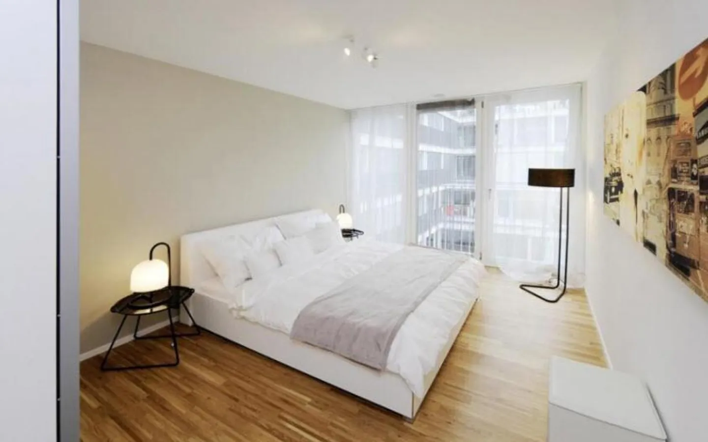 Stylish Apartment in Zurich - Photo 6 of 7