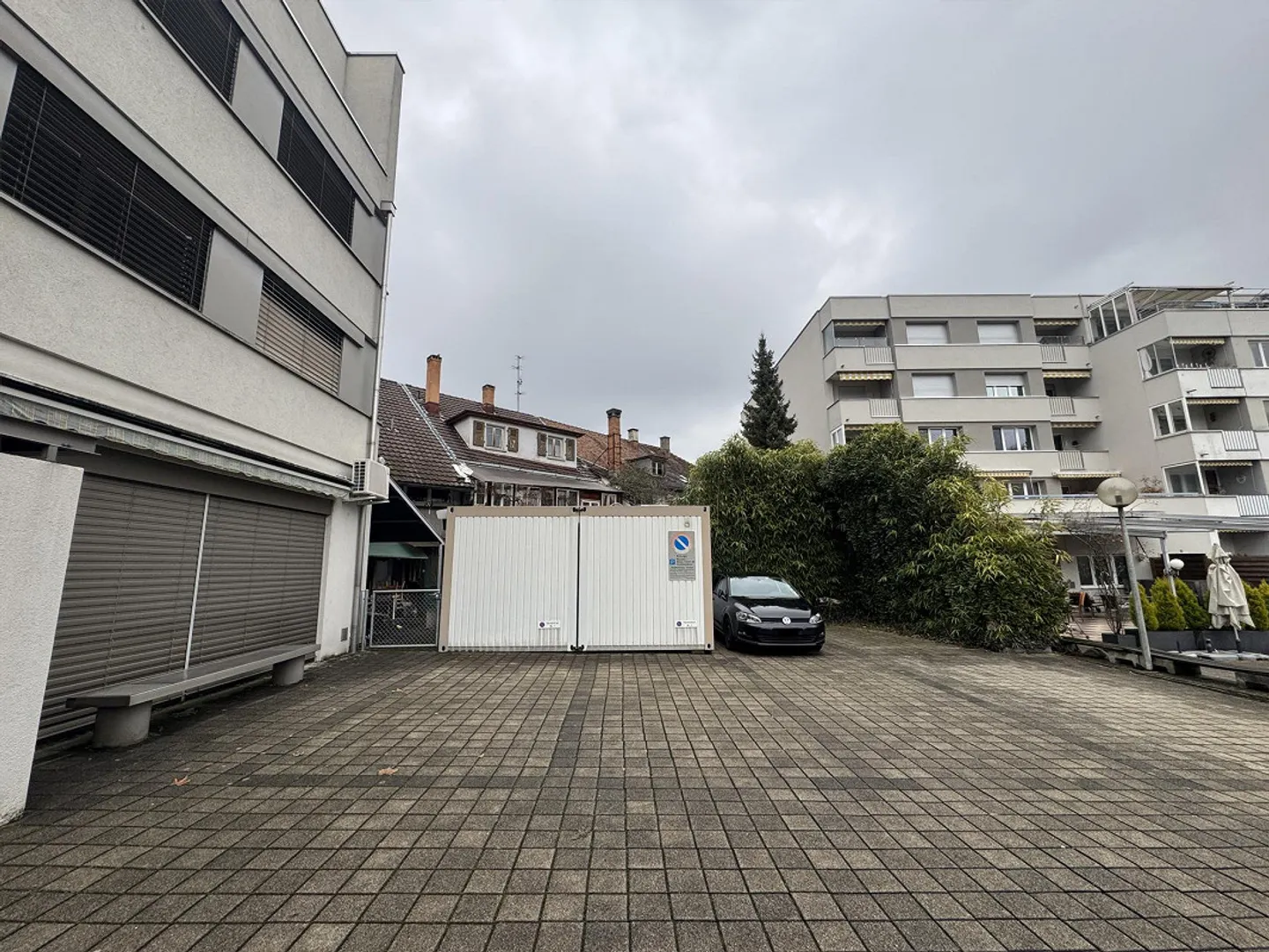 Shop / Commercial Space with Reception in the Heart of Muttenz - Photo 12 of 14