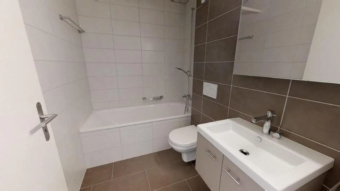 Cherchez-vous un appartement moderne proche des axes routiers ? - Foto 8 di 12