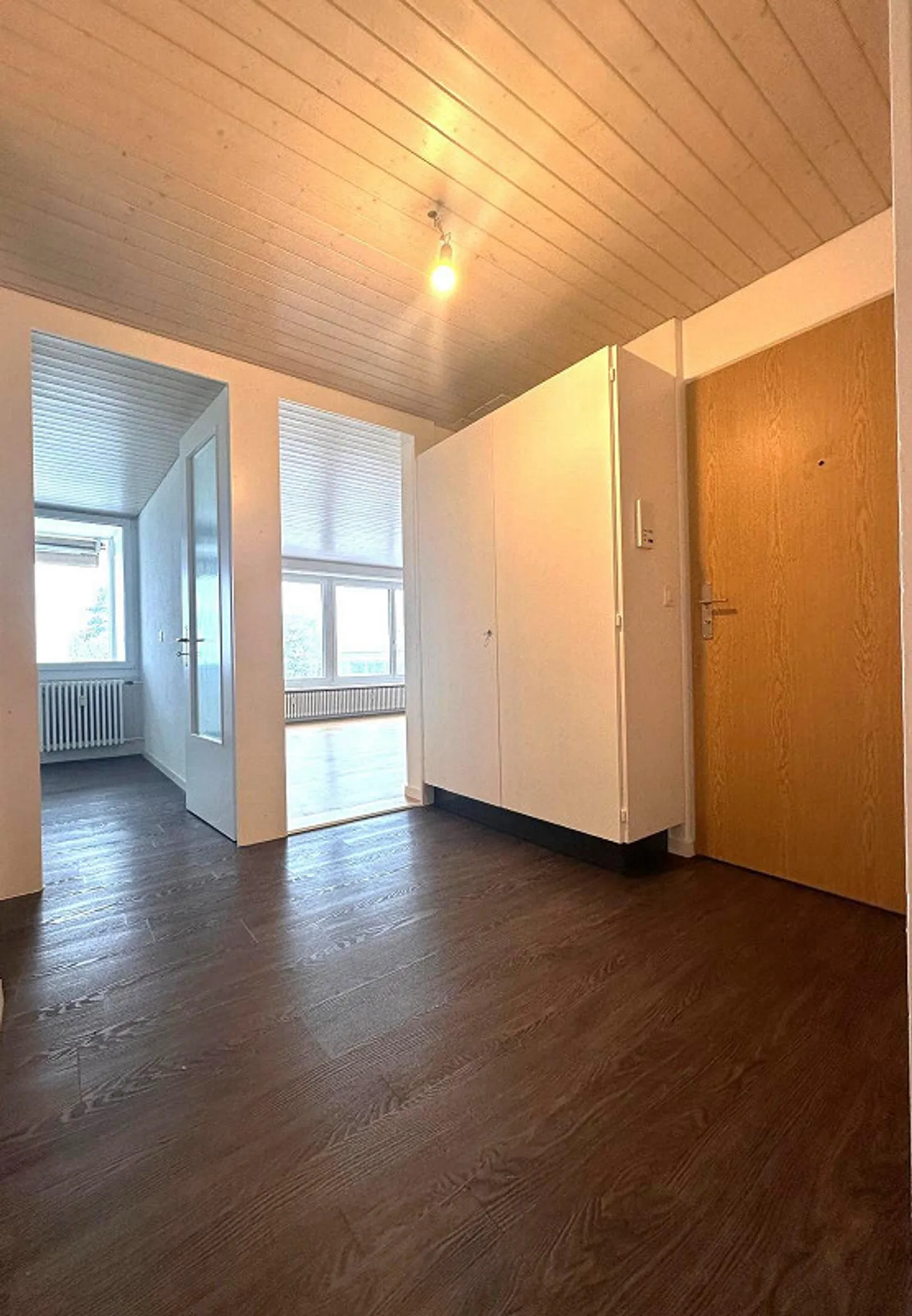 Luminoso appartamento di 3,5 stanze a Windisch - Foto 2 di 9