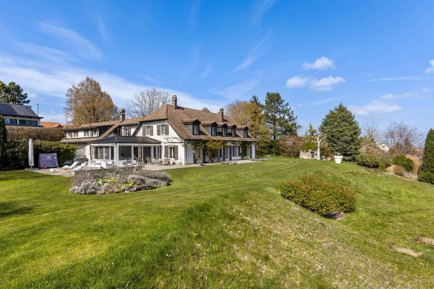 Villa d'exception avec vue sur le Léman - Photo 2 sur 13