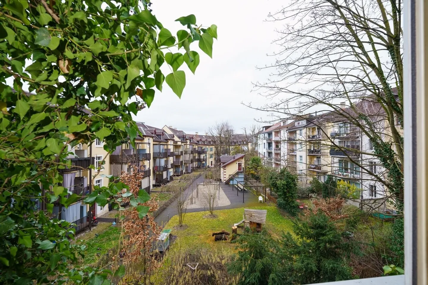 Charming 2-room apartment in popular Gundeli freshly renovated - Photo 1 of 9