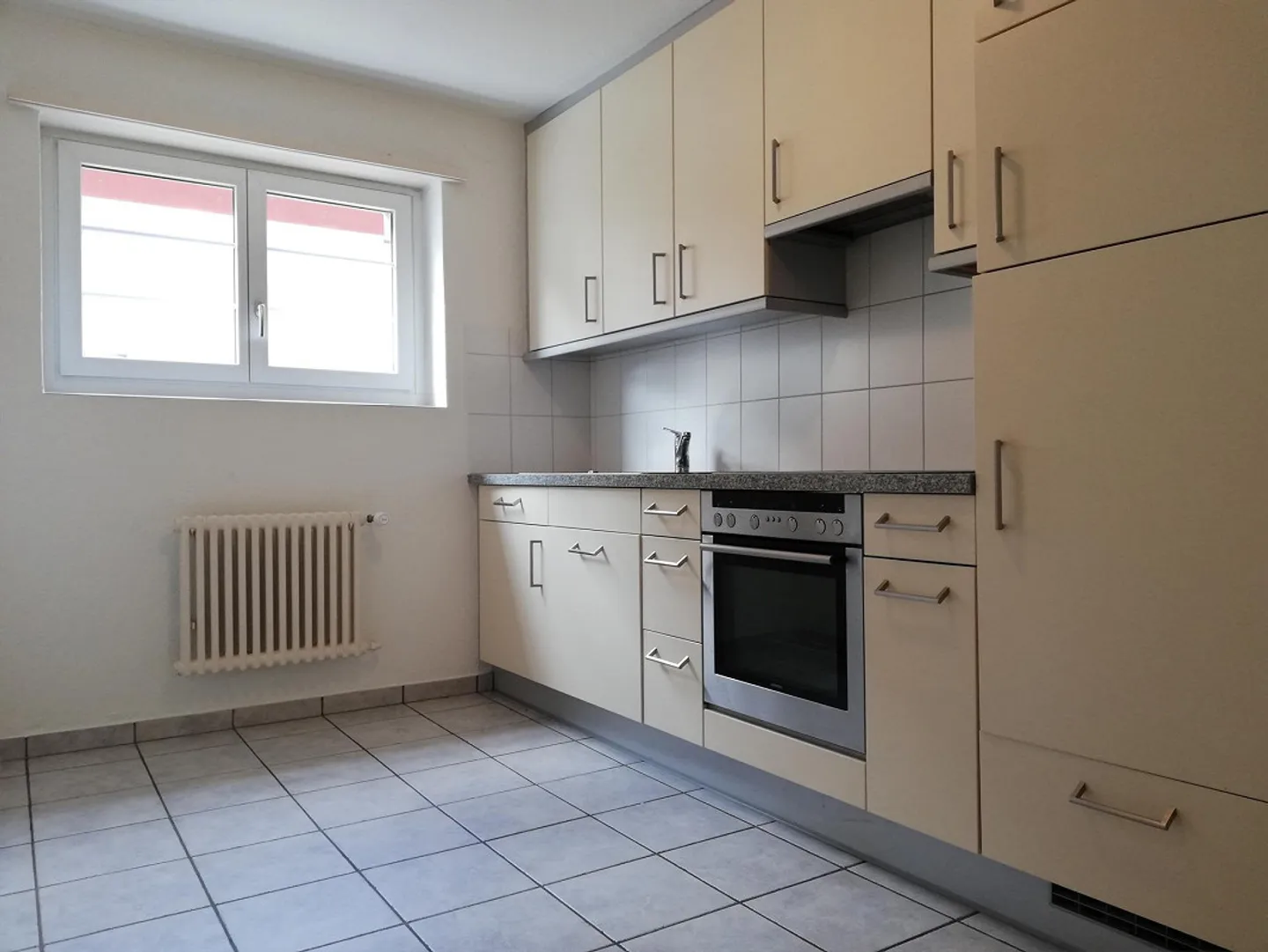 Helle 3-Zimmerwohnung in Augst - Foto 3 von 7