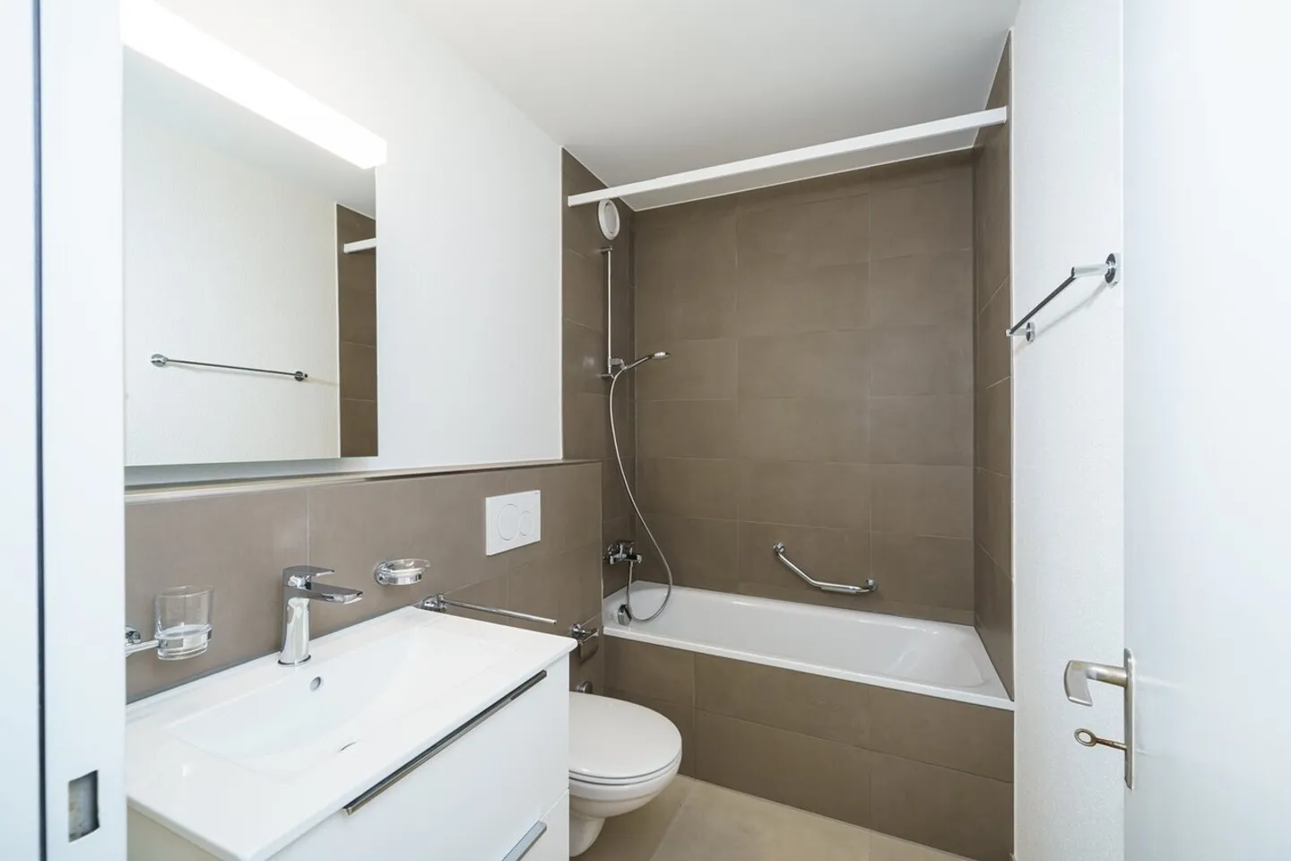 Charming 2-room apartment in popular Gundeli freshly renovated - Photo 8 of 9