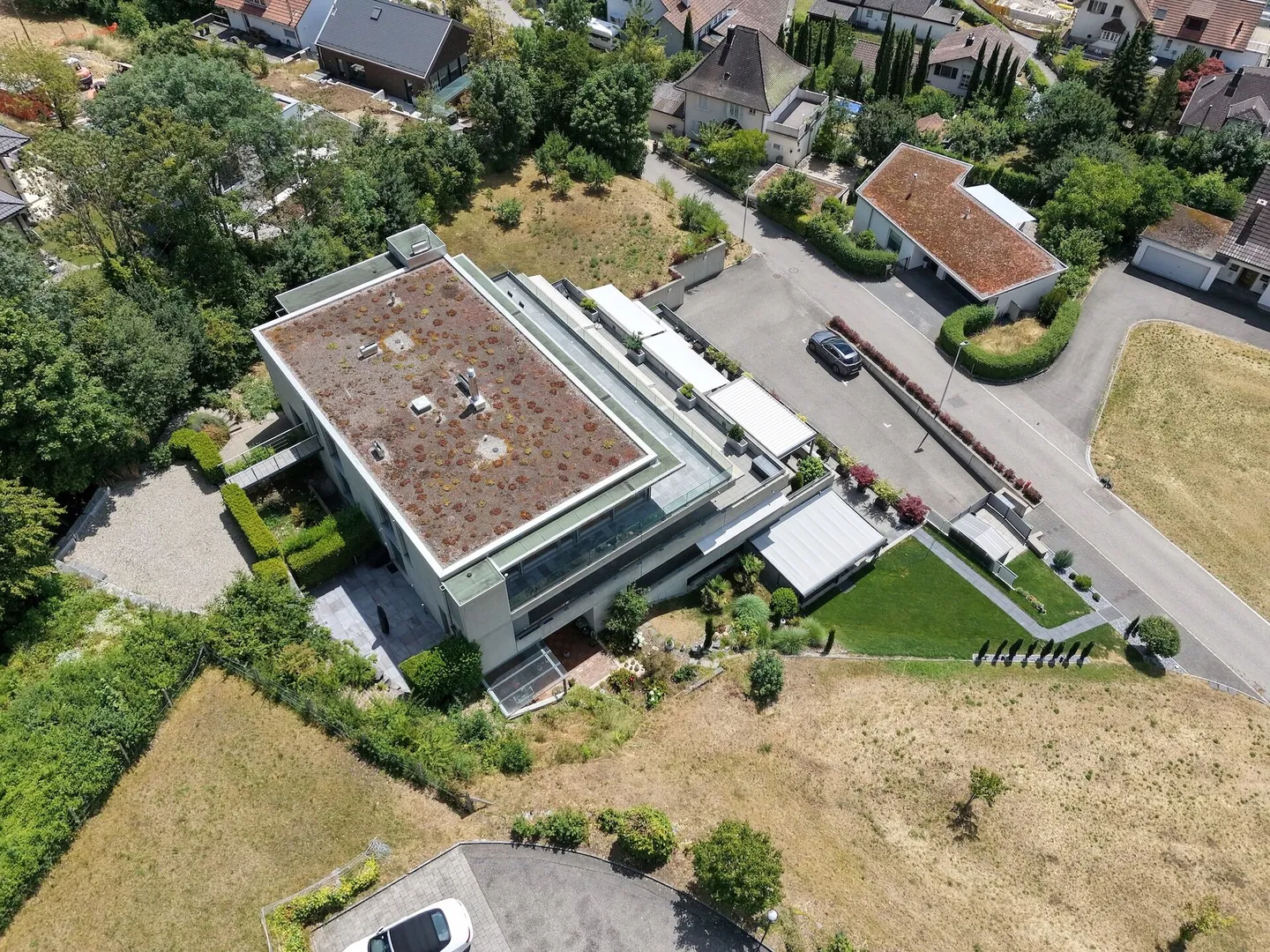 An ensemble with a WOW effect in an unobstructed panoramic location - Photo 35 of 39