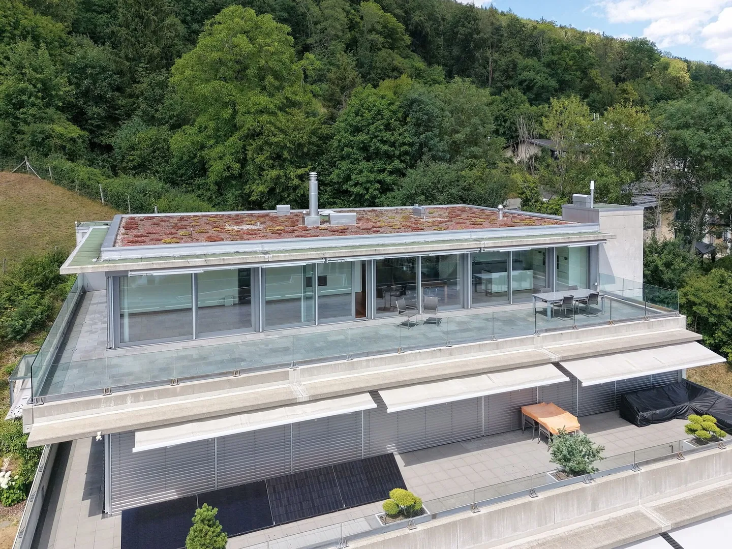 An ensemble with a WOW effect in an unobstructed panoramic location - Photo 39 of 39
