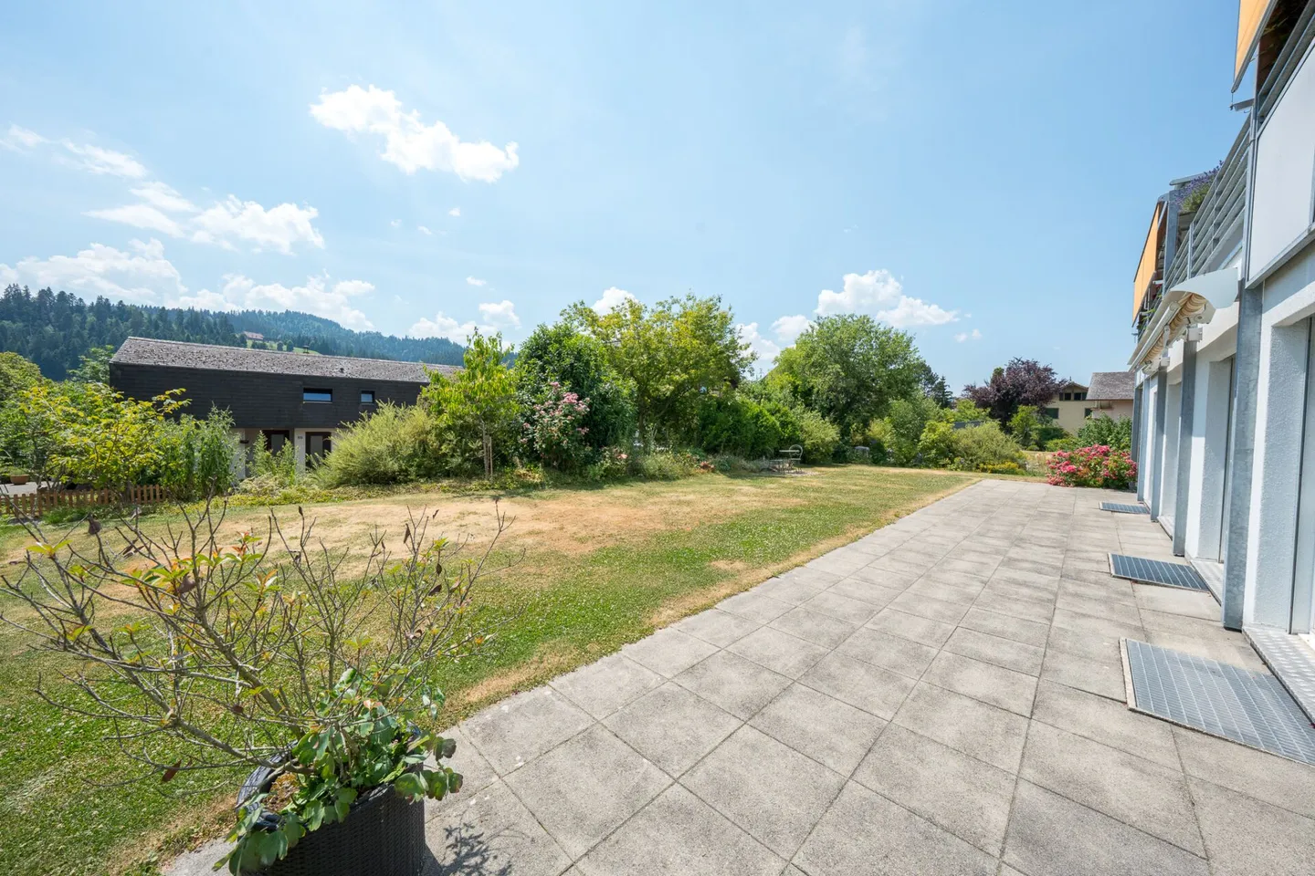 Grosszügige Parterrewohnung - Foto 3 von 18