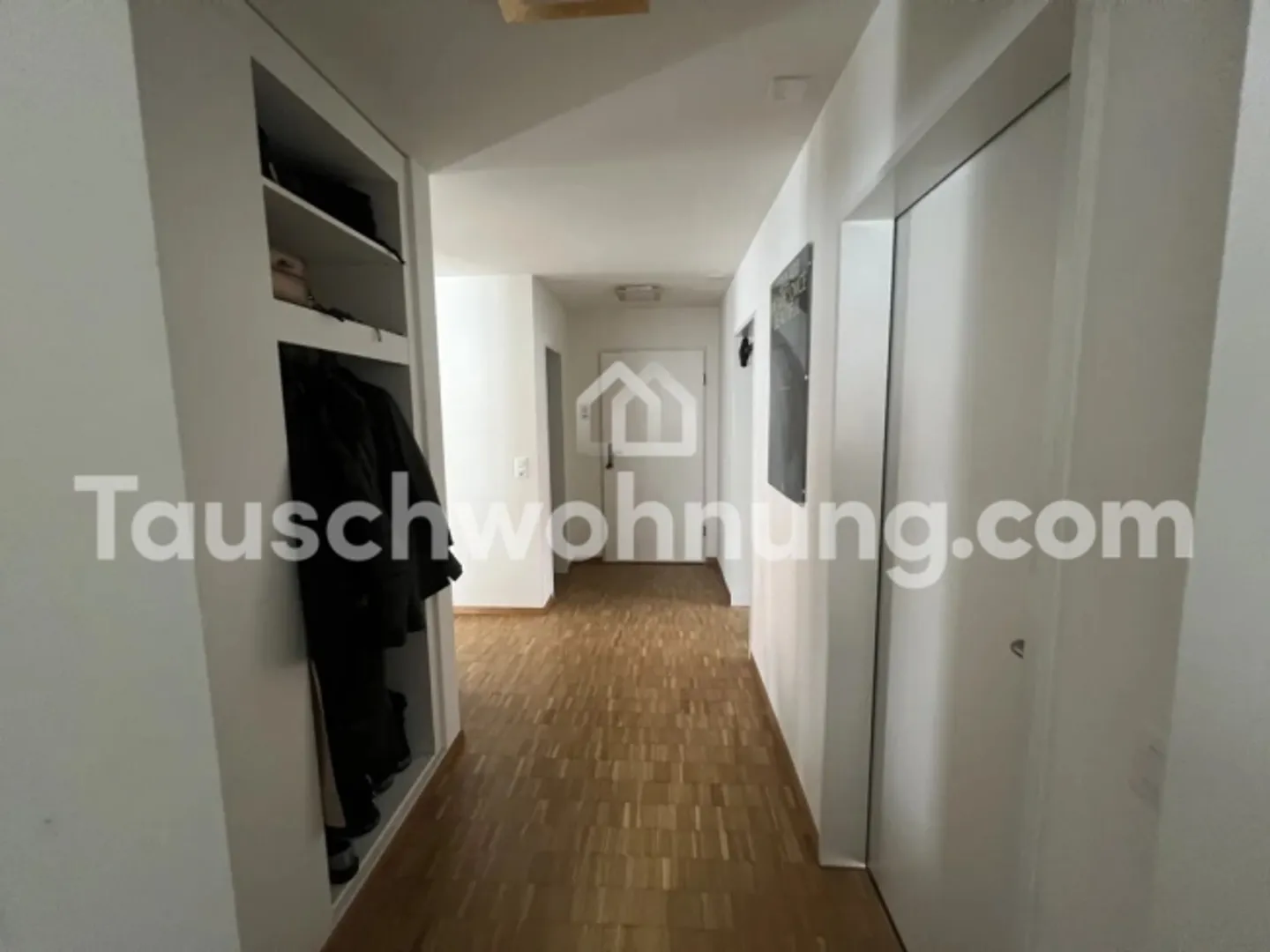 [SWAP APARTMENT] Sunny 3.5-room apartment with balcony in Zurich Hard District 4 - Photo 4 of 5
