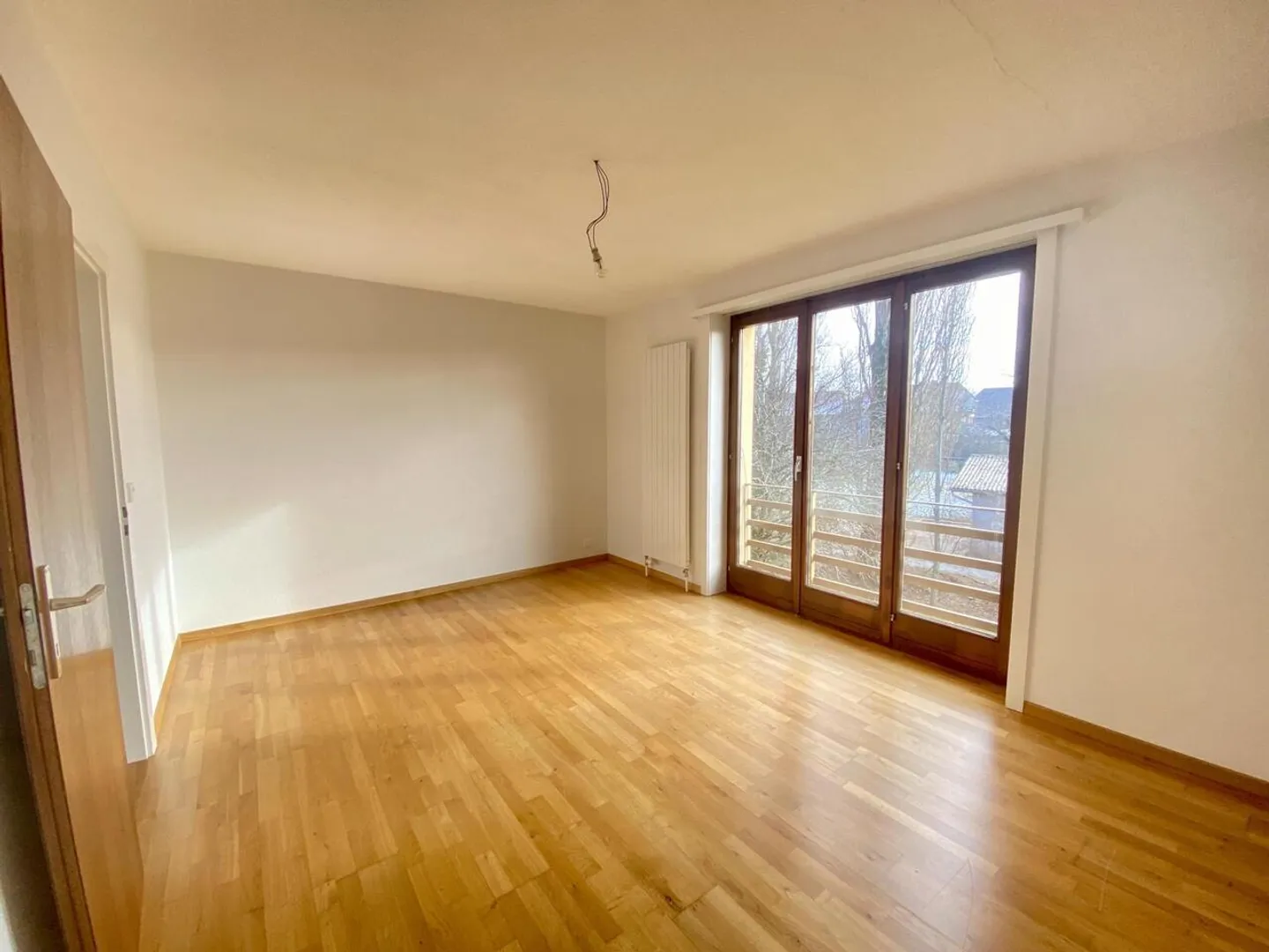 2024 - 2-room apartment for rent - Photo 2 of 2
