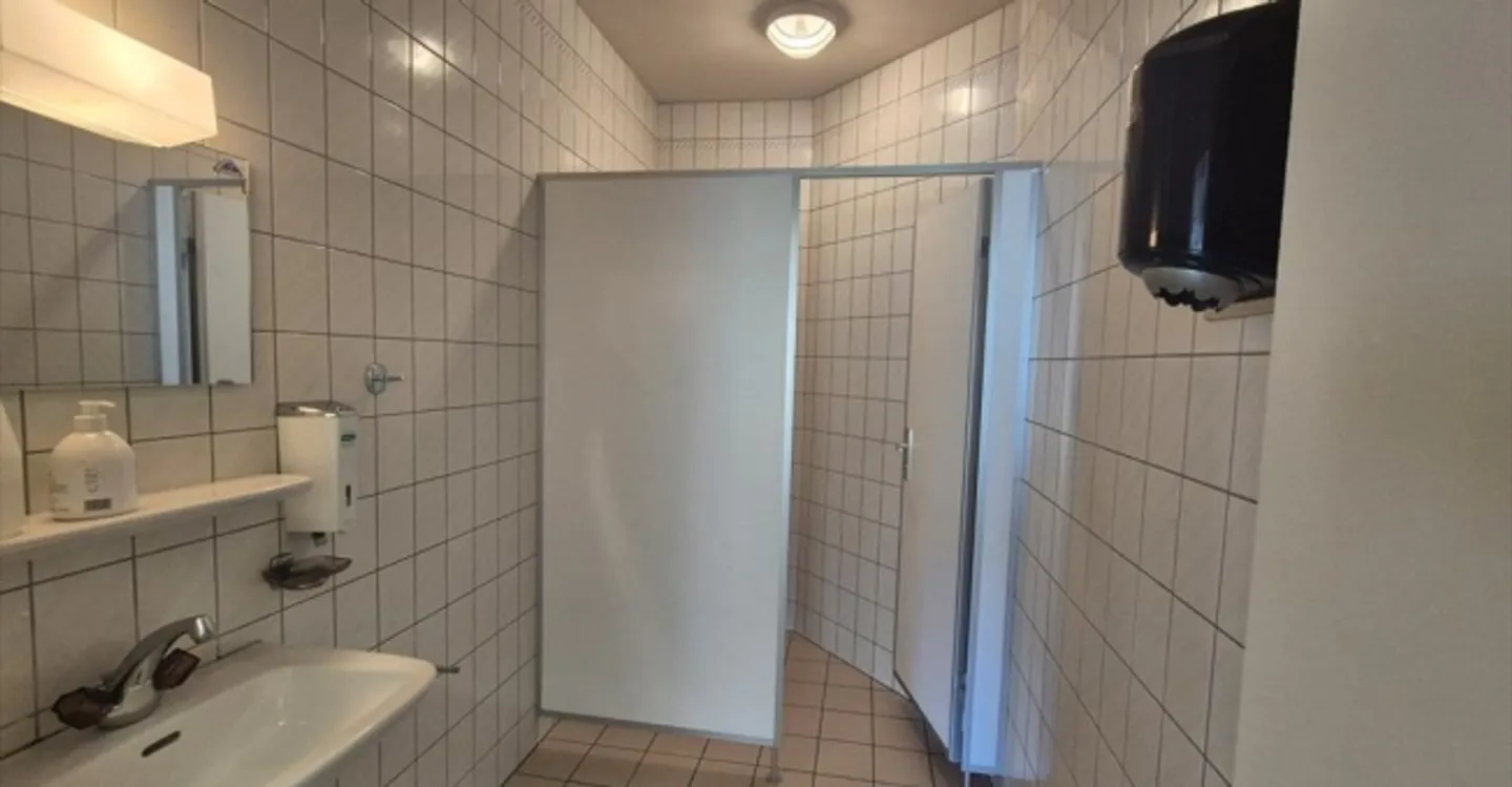 Edificio ad uso misto in affitto - Foto 10 di 10