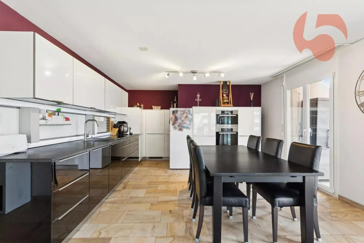 Beautiful 4.5-room apartment - Photo 9 of 13