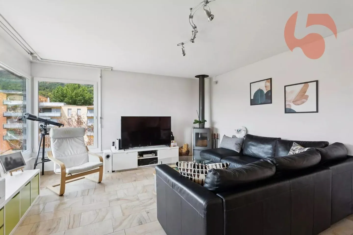 Beautiful 4.5-room apartment - Photo 11 of 13