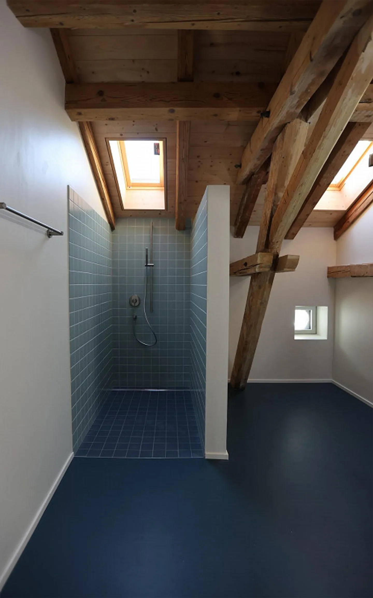 Atelier sous les toits unique – Vivre ou travailler dans la Villa Stoffel - Photo 5 sur 6